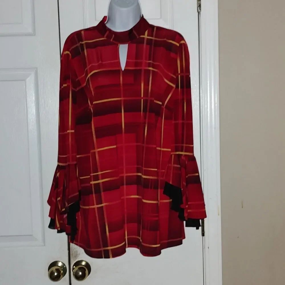 Peter Nygard  Red  yellow plaid design unique  bell sleeve top  Sz 1X NWT